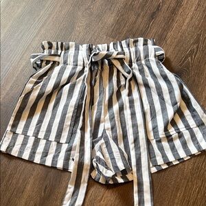 SHEIN Gray & White Striped High Waist Paperbag Shorts